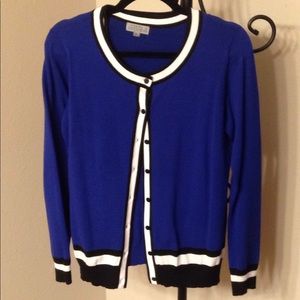 LIKE NEW Joseph A. Twin Set, Size Medium